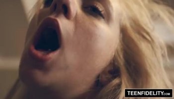 Deutsch blonde Pornostar mit Schöne