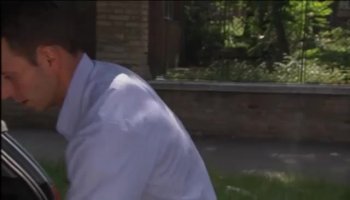 Dieses Mädchen saugt einen Schwanz weil sie was sheacirc weiß