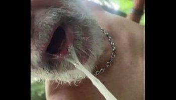 Dangerous Bj : swallowing homeless cum